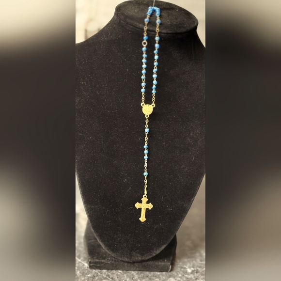 Lgt Blue Hand Held Or Bracelet Style Beaded With Petite Small Gold Cross Rosary. - Picture 15 of 15